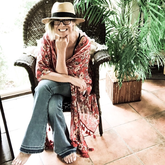 Meet your Posher, Mary Jo - Picture 7 of 8